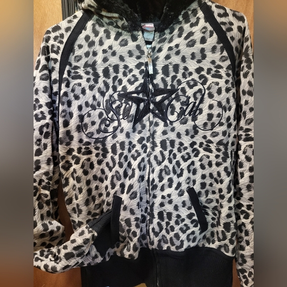 SO CAL "METAL MULISHA" XL SNOW LEOPARD ZIPUP HOODED JACKET LIKE NEW HTF WINTER - Picture 2 of 4